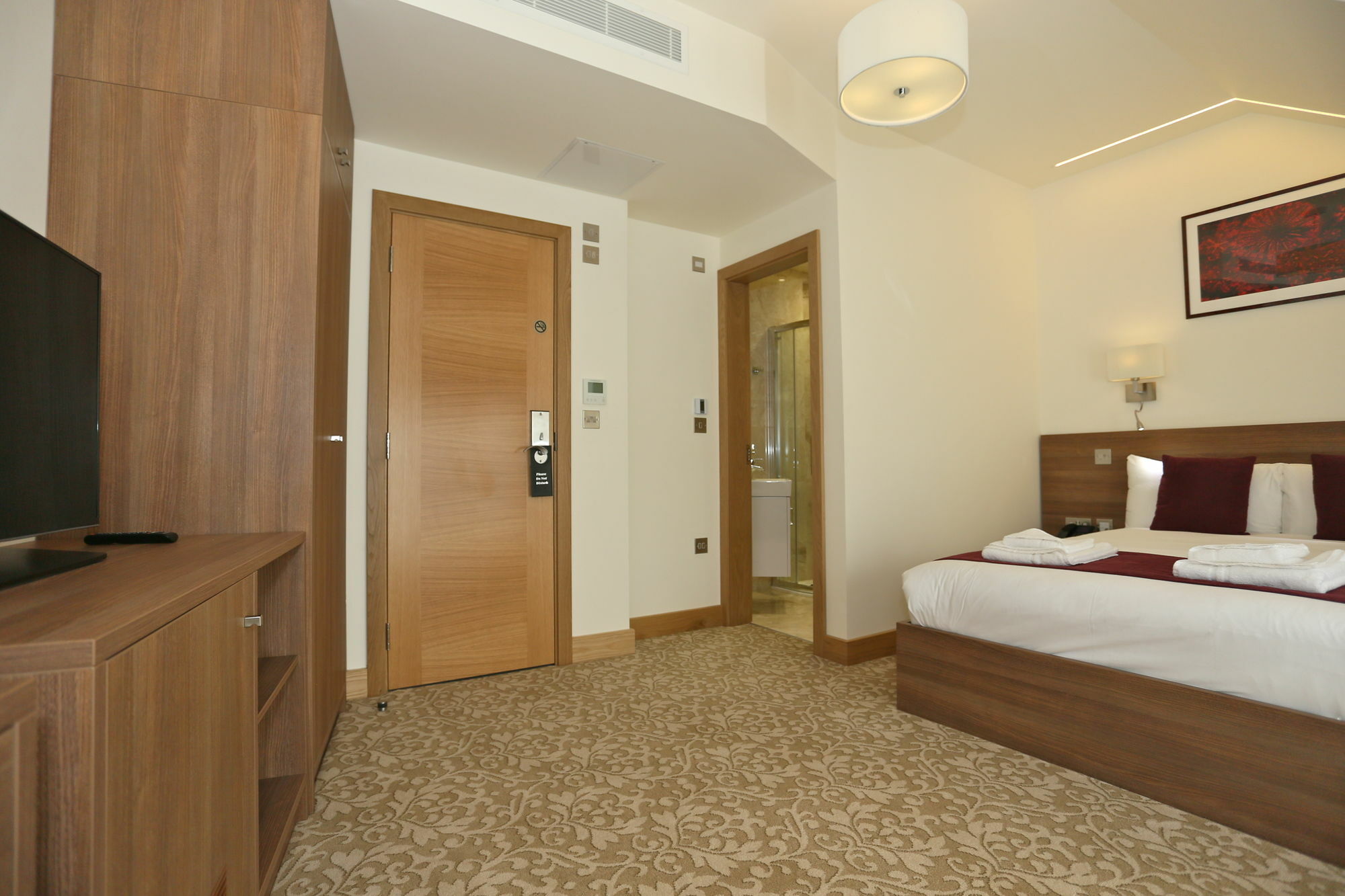 Kings Hotel 3*
