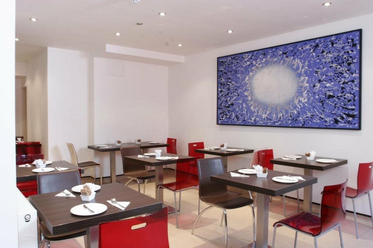 Avni Kensington London