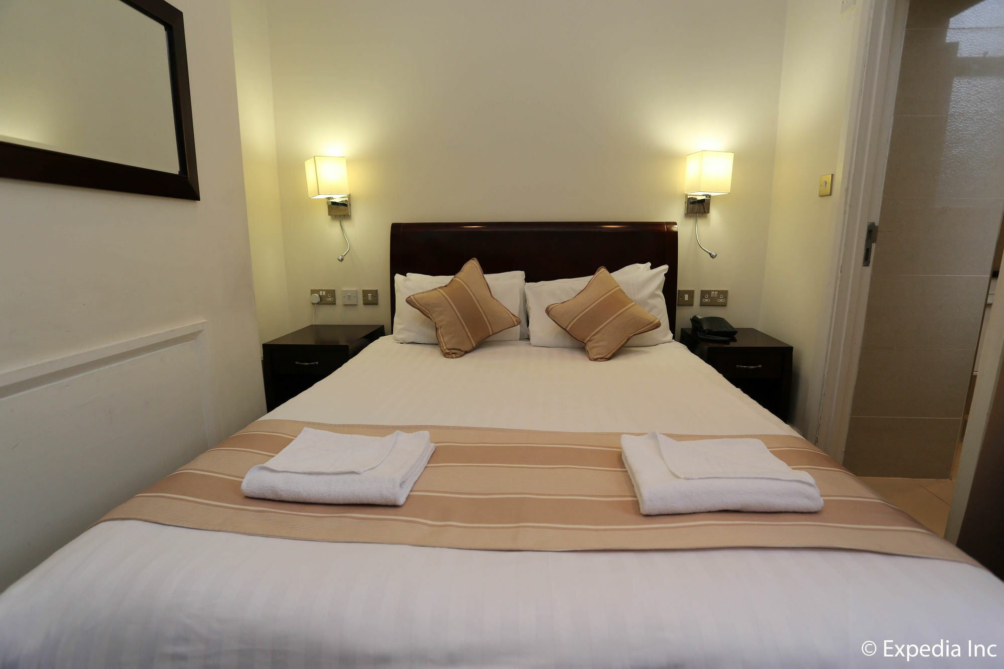 The Kensington Hotel 3*