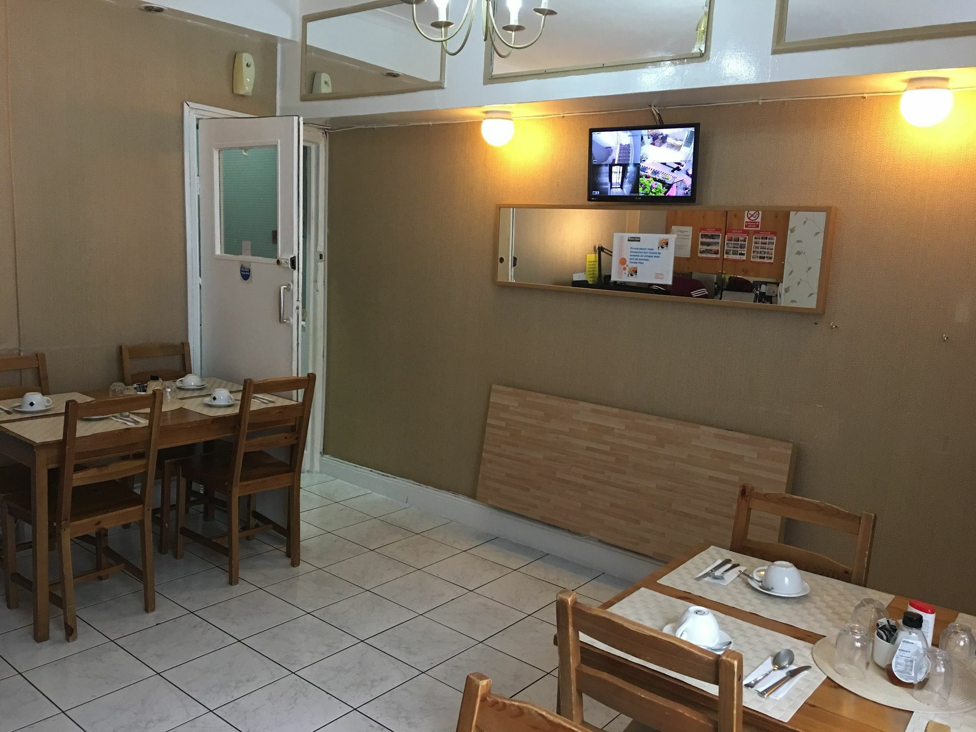 Guest house Surtees London