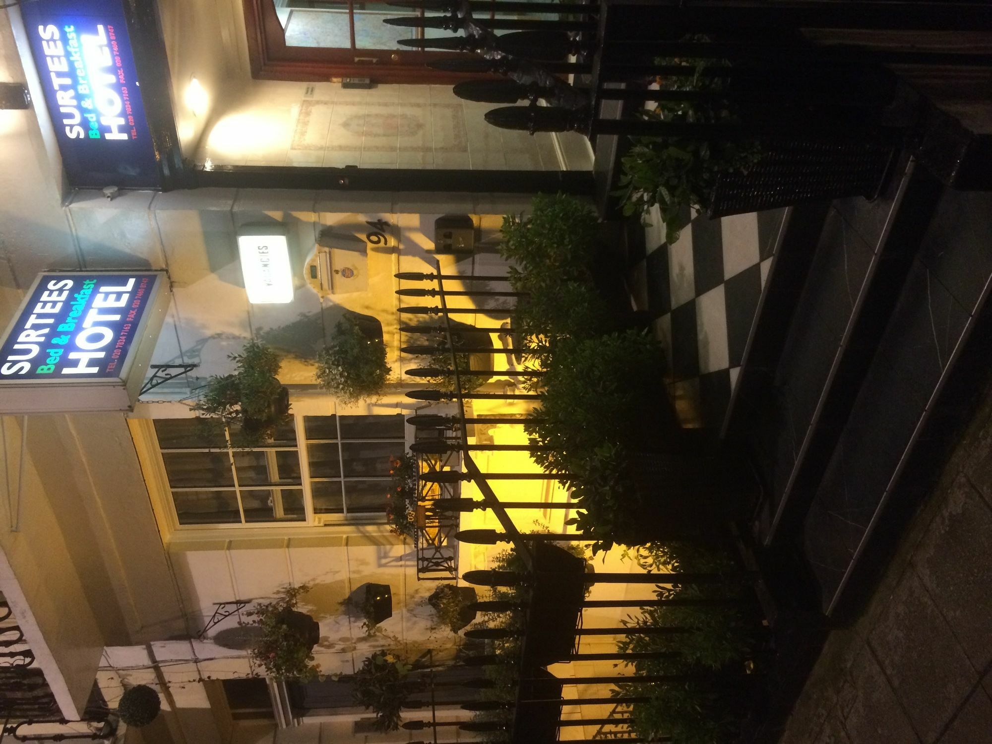 Surtees Guest house 2*