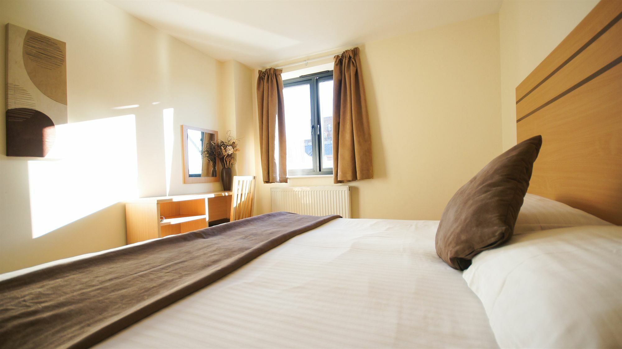 Crompton Court Londen