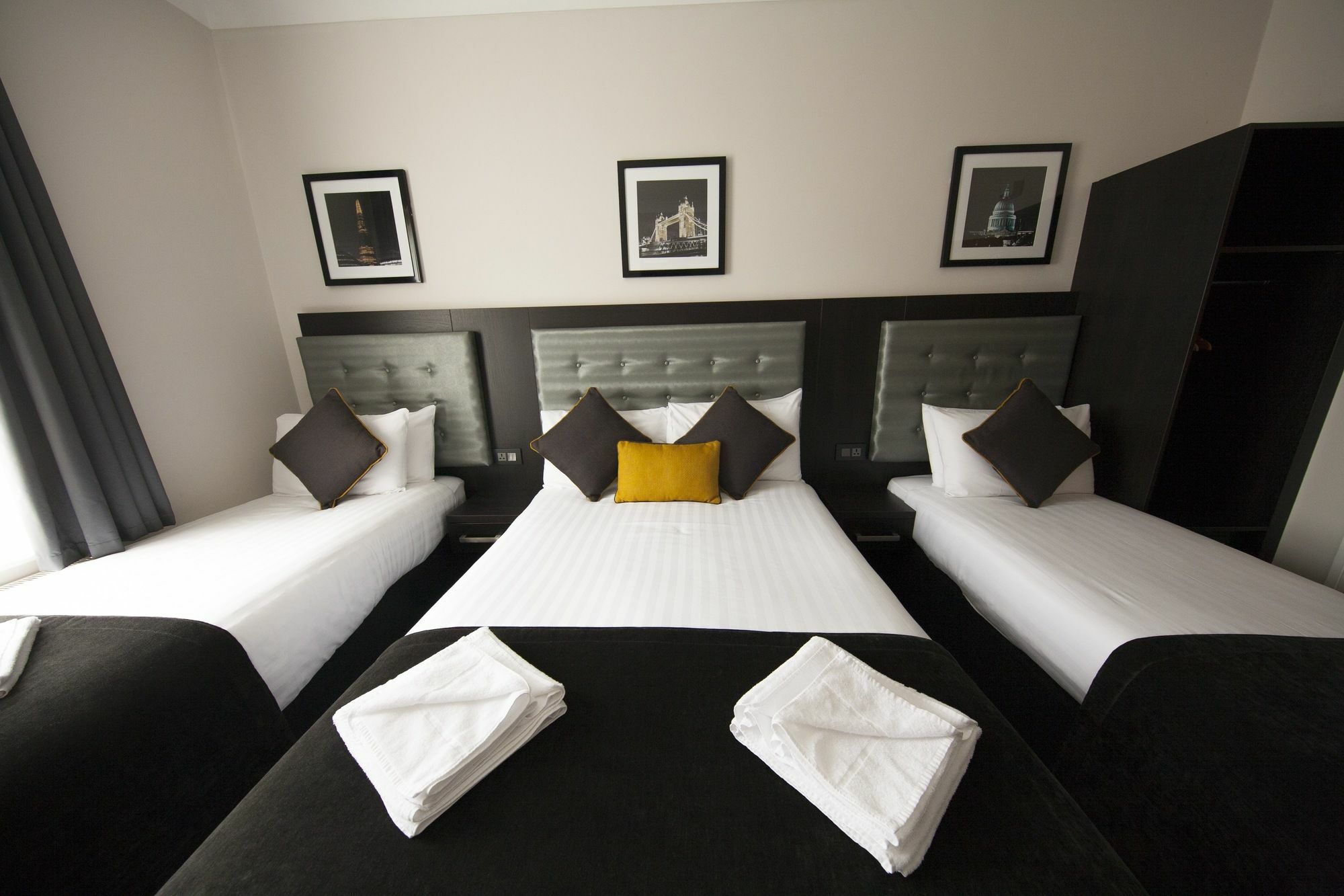 St George's Victoria 3*
