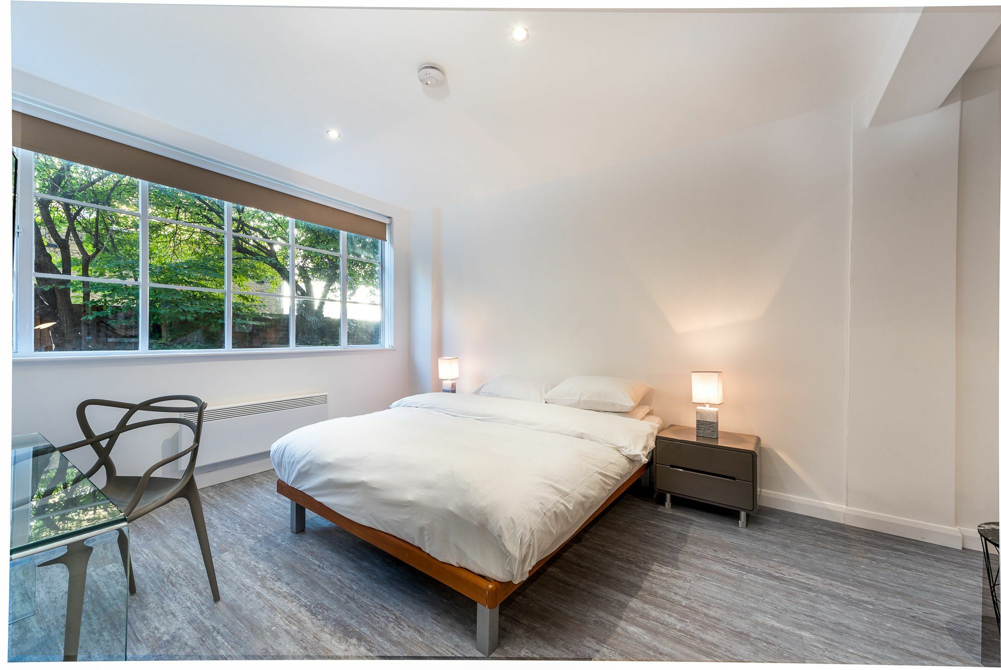 Roland House Aparthotel London