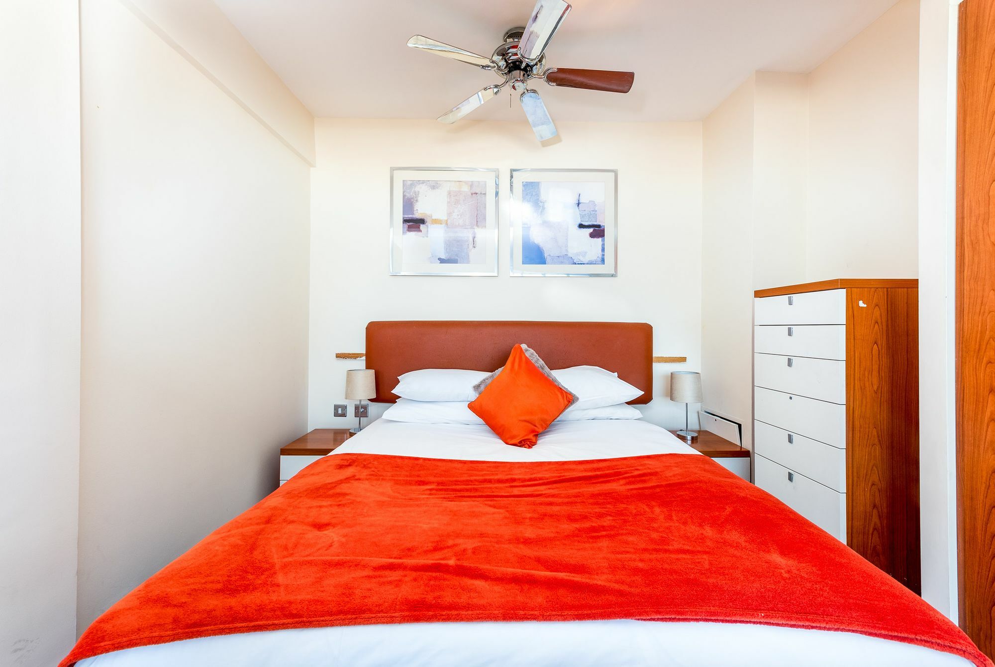 Aparthotel Roland House London