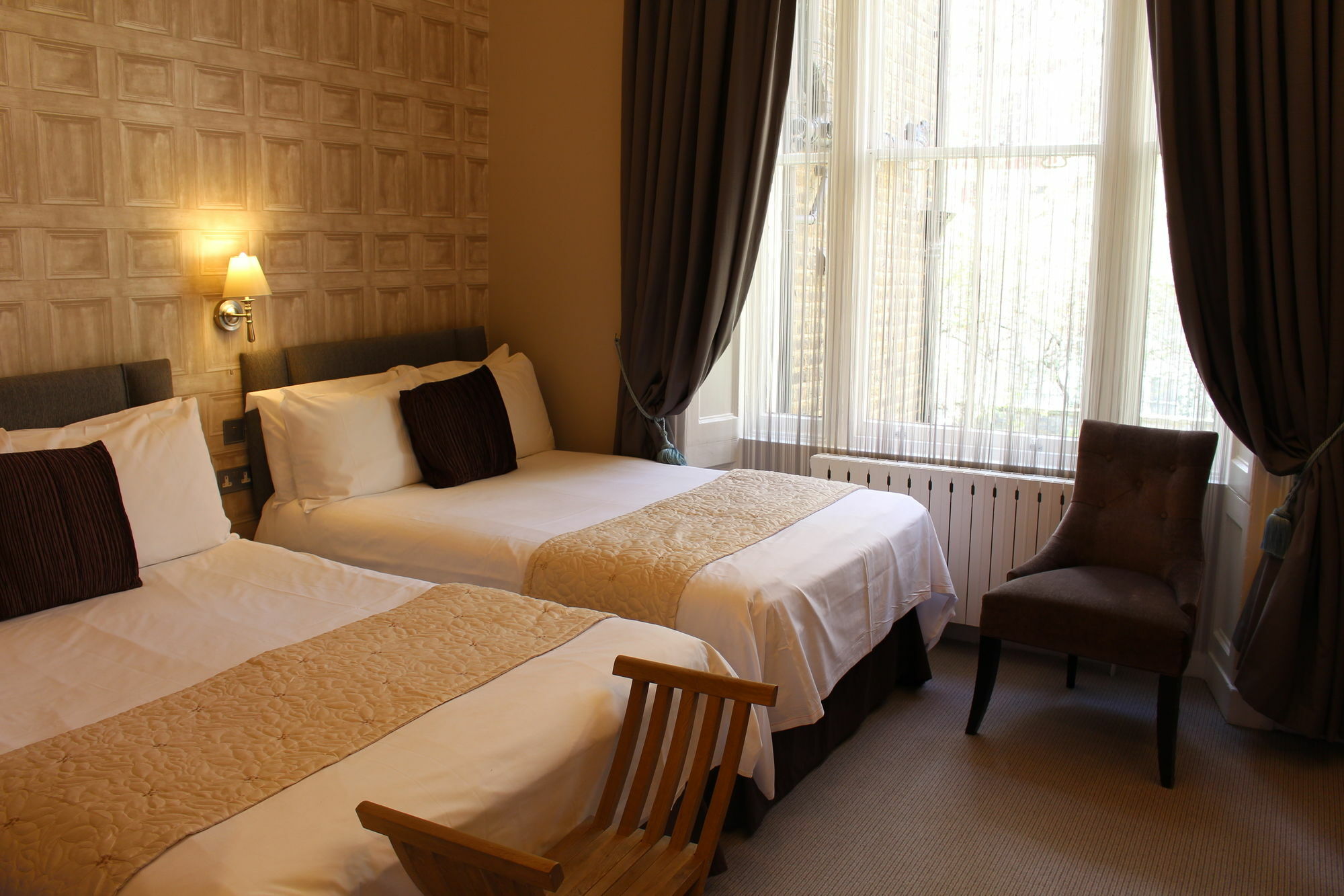 Hotel Arosfa By Compass Hospitality Londen