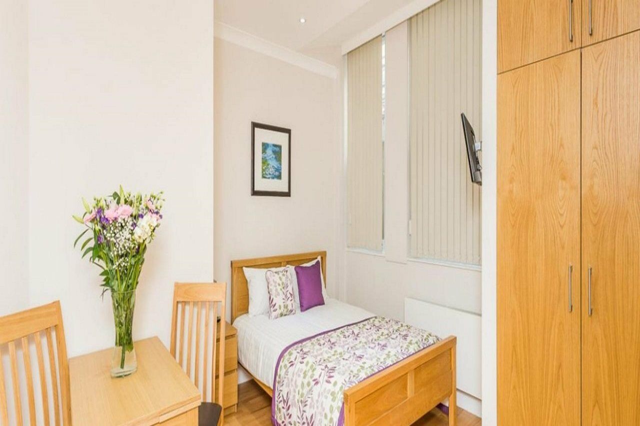 Courtfield * London