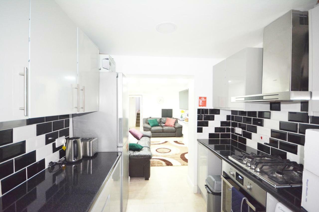 Appartement Zone 2 Three Bedroom *
