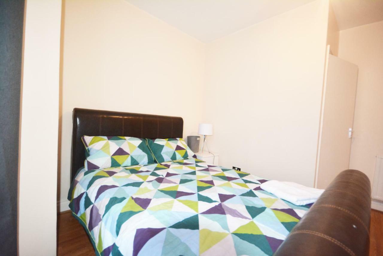 Zone 2 Three Bedroom * Londen