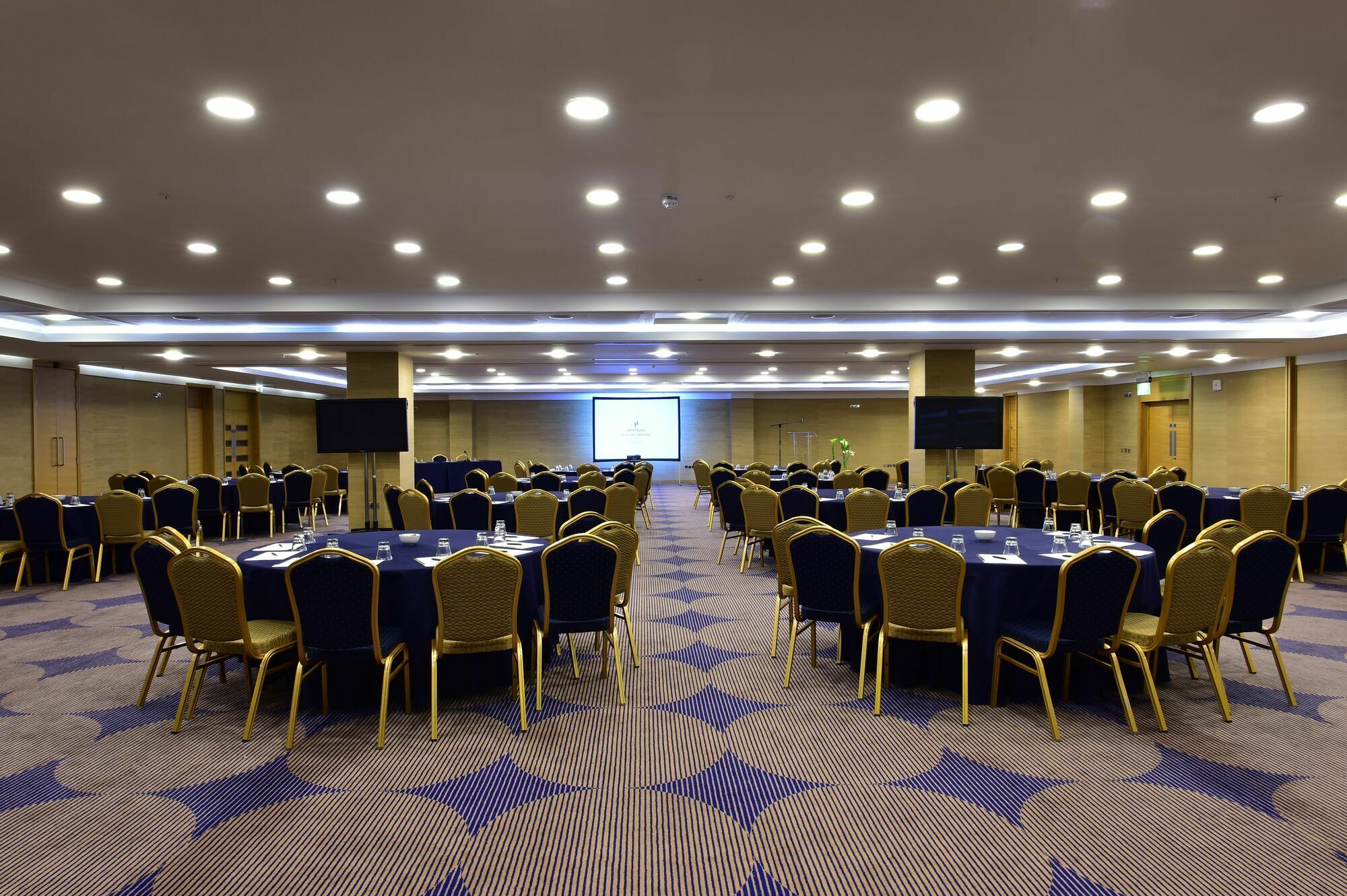 Pestana Chelsea Bridge Y Hotel 4*