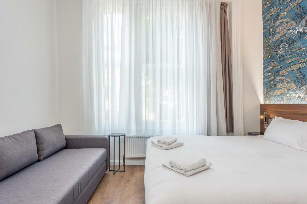 Hotel Queens Drive 3*