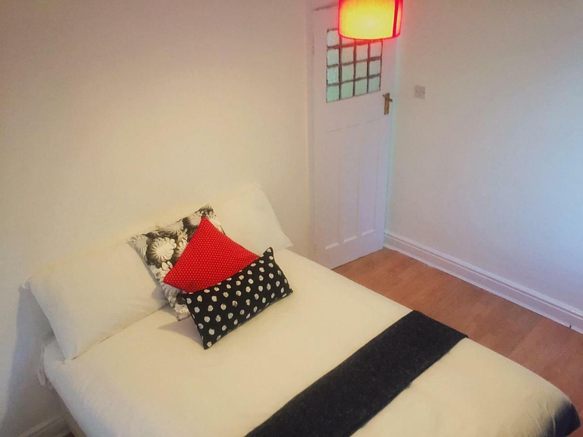 Guest house North London