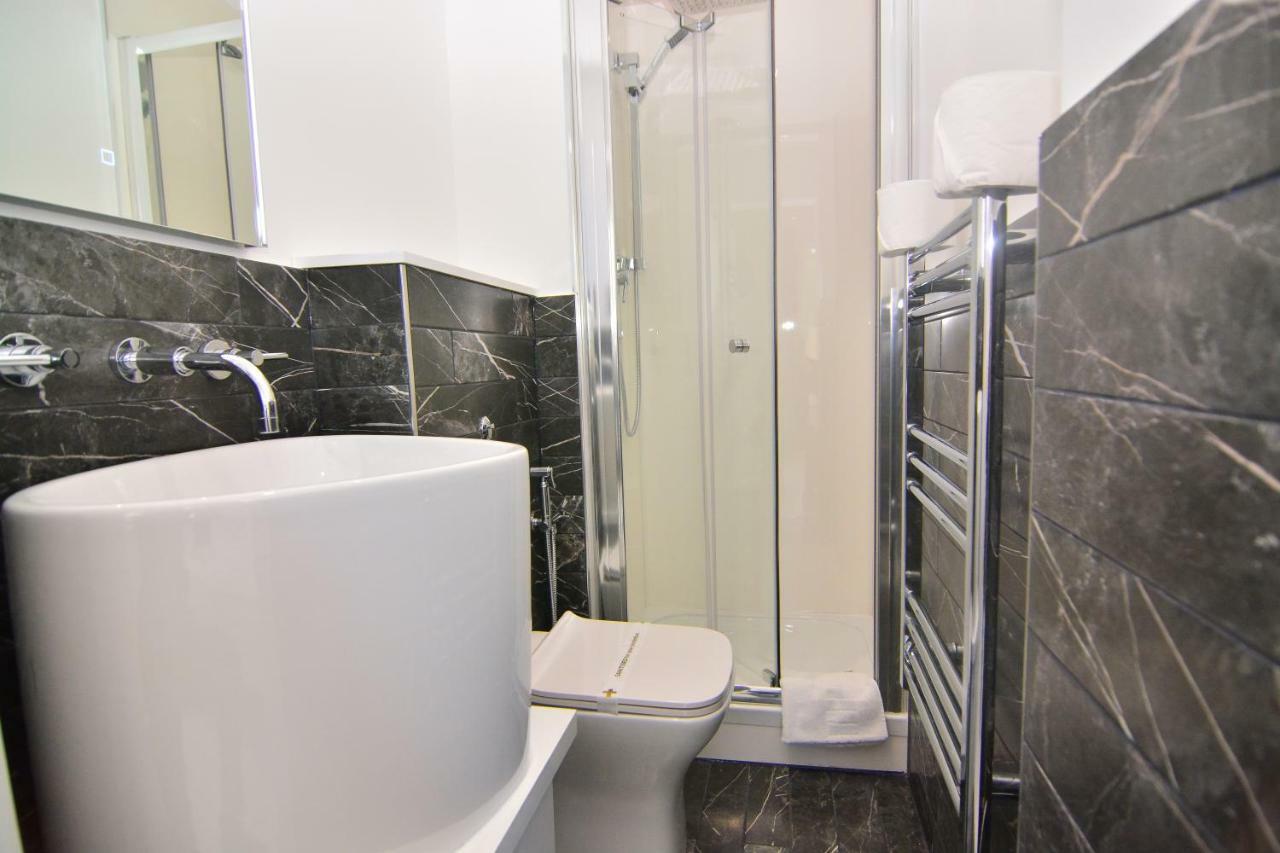 Wharf - Macarena Apartment London