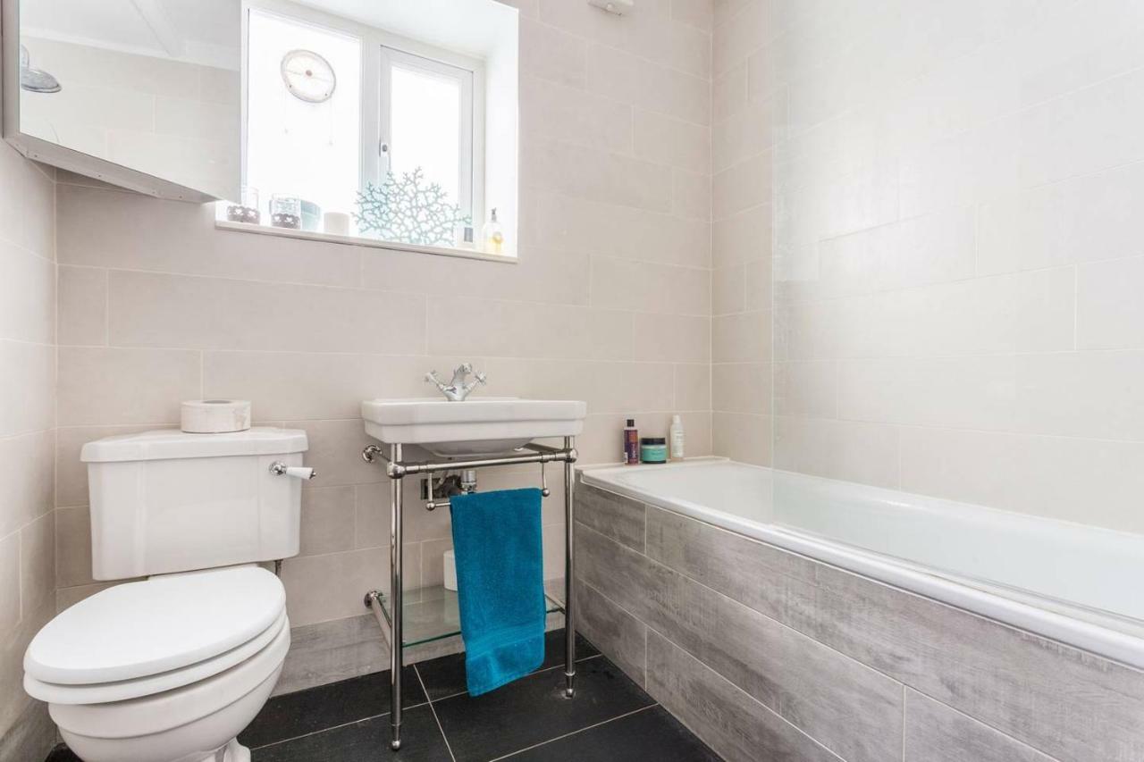 Apartment Delightful 2 Bed Garden Flat In Shepherd's Bush London