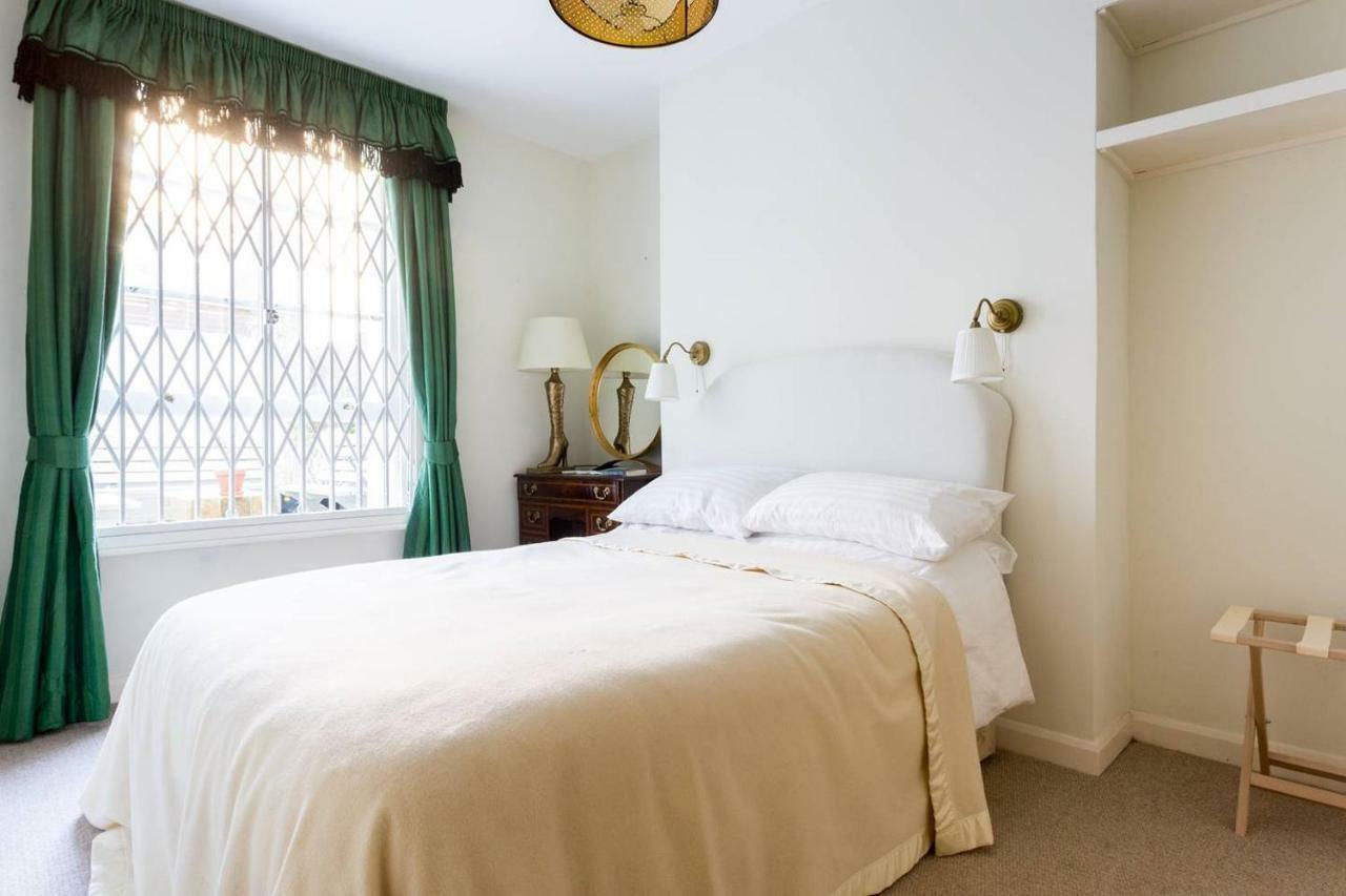 Delightful 2 Bed Garden Flat In Shepherd's Bush