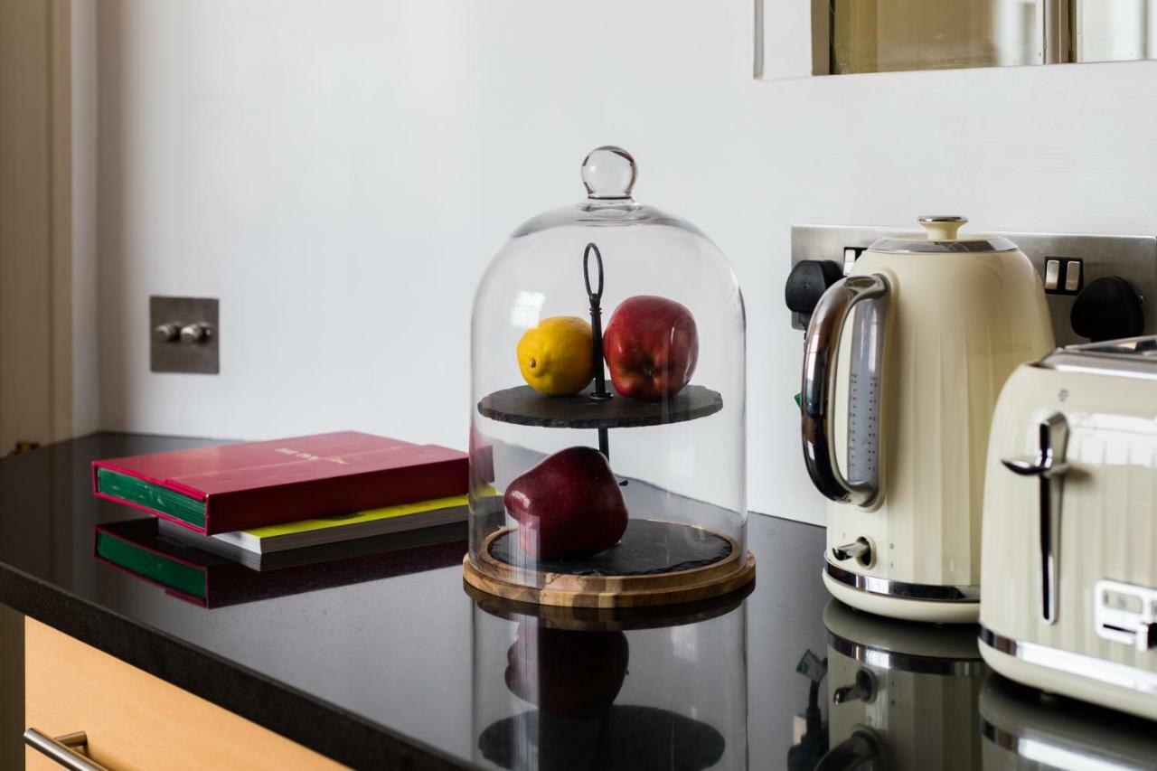 Cleveland Square Mansions Apartment *