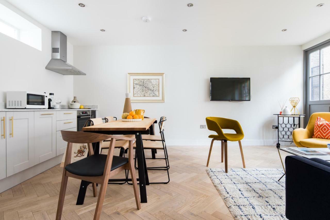 Rainsford Mews * London