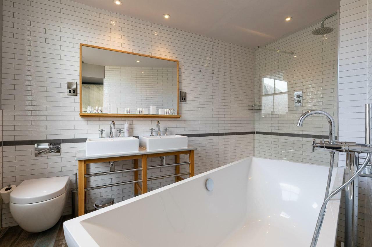 The Brook Hotel 3*