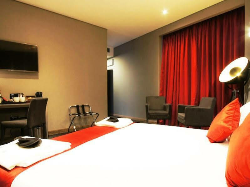 Hotel The Bryson 4*