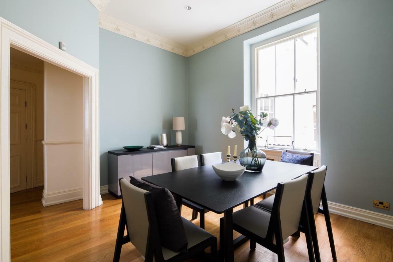 Apartment Cleveland Square Mansions London