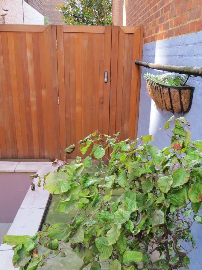 Romantic In Notting Hill 5*