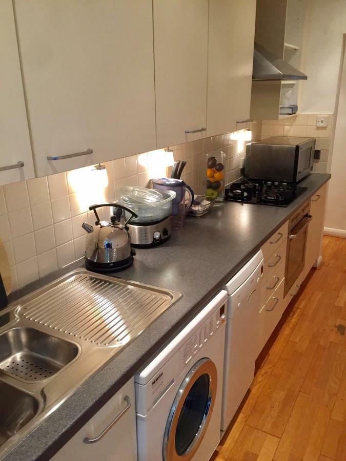 Apartamento Stylish In Victoria
