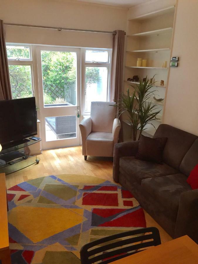 Stylish In Victoria Apartamento *