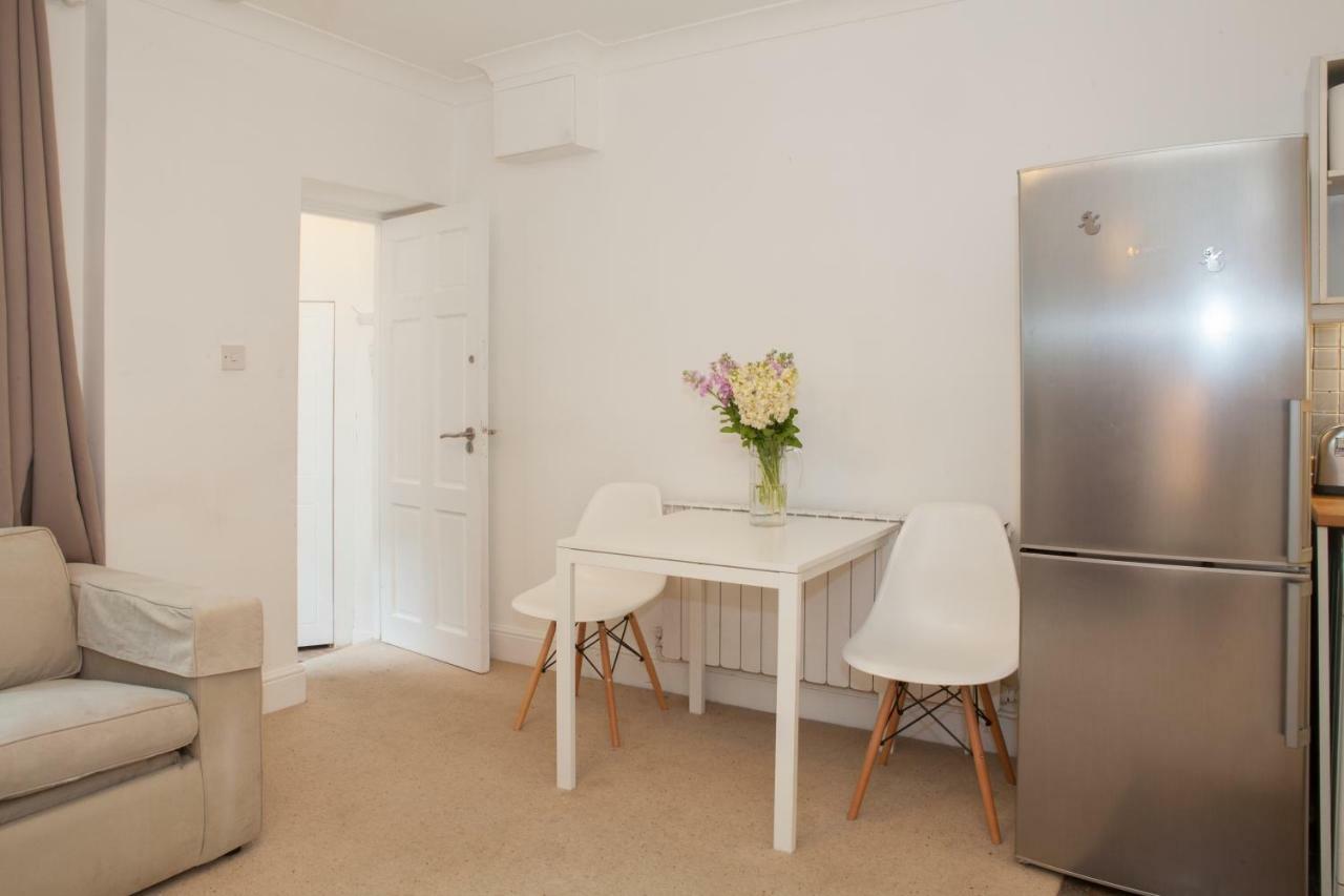 Apartment Next To Victoria Station