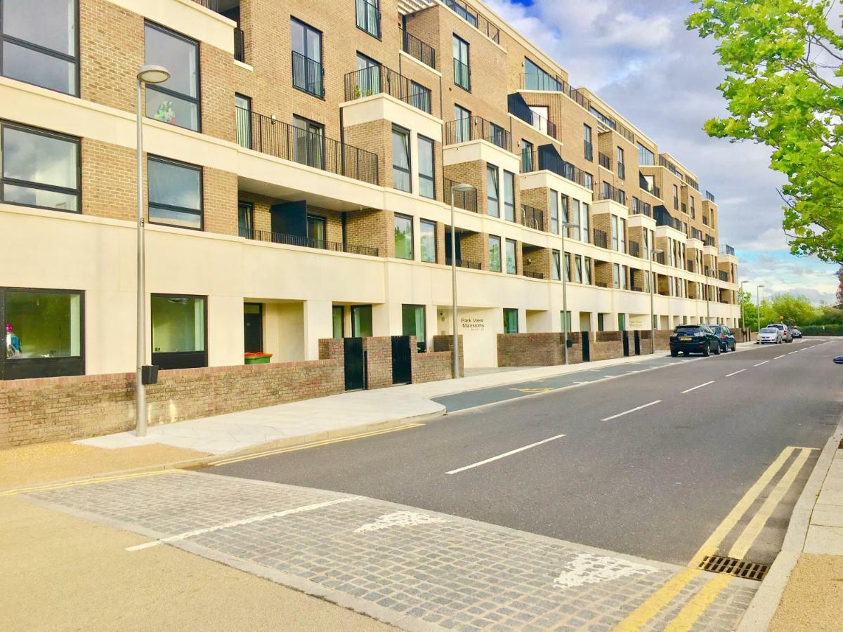 2-Bedrooms Apartment, Lounge, Balcony *