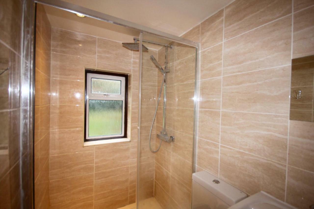 Guest house Hill Crescent London