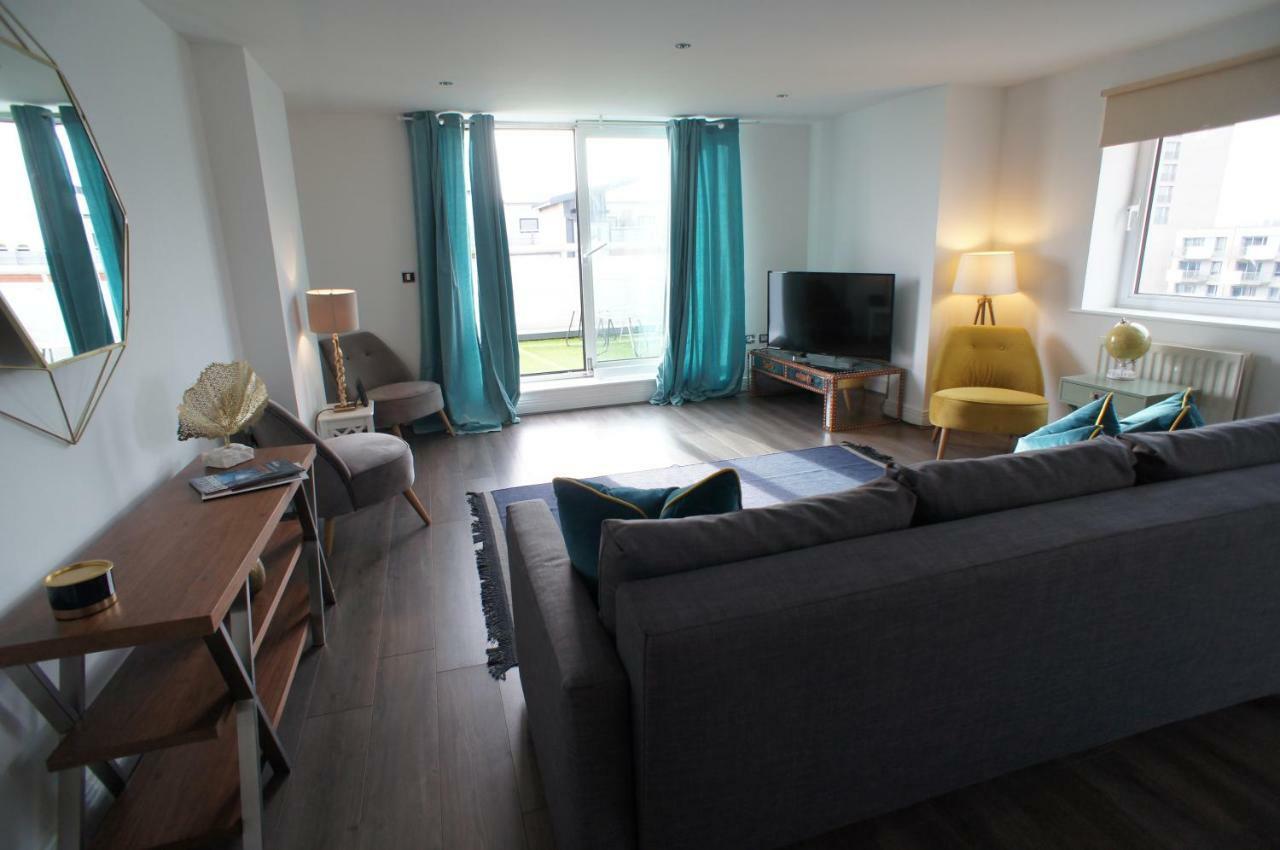 Thames View Apartment