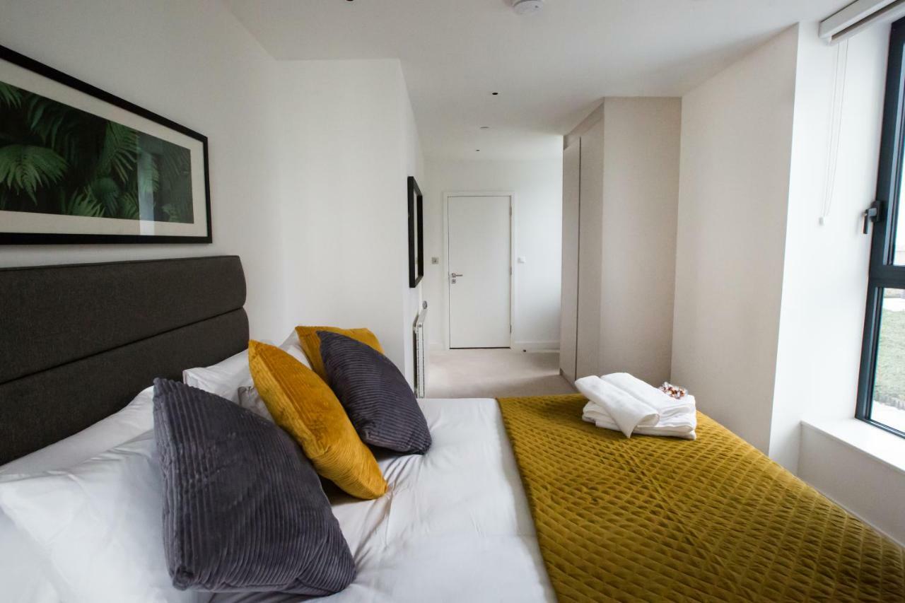 Gigli Luxury Wembley Londen