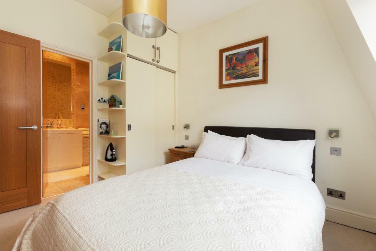 Pimlico Apartment