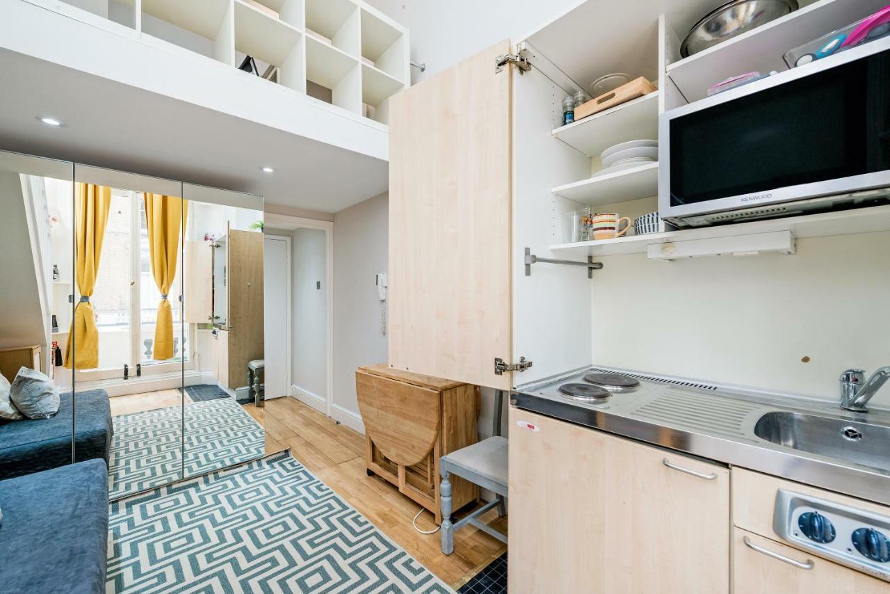 Urban Notting Hill Apartment