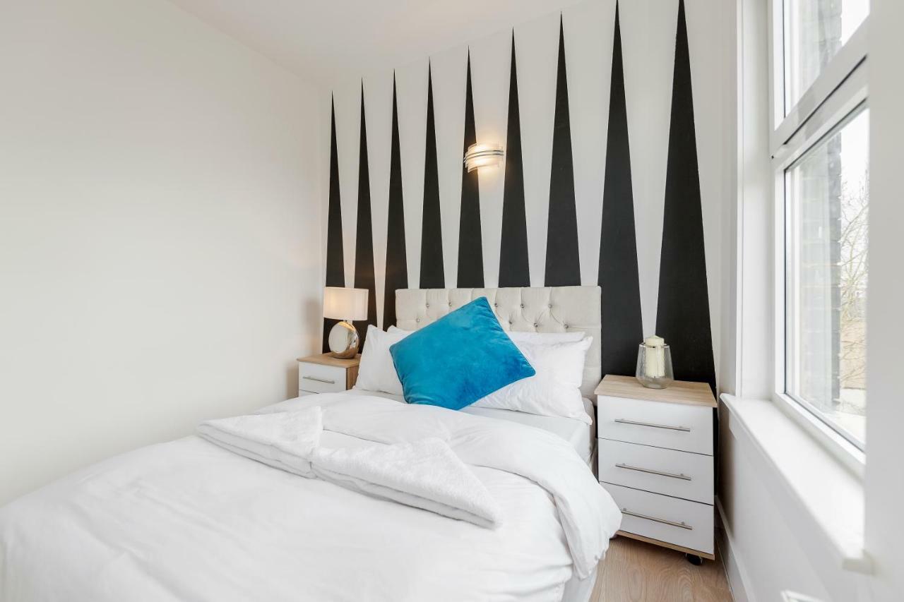 Wandsworth Terrace Apartment *