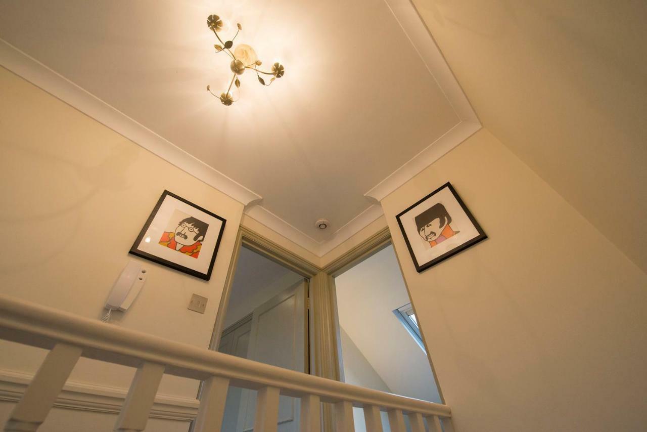 Yellow Submarine Apartment