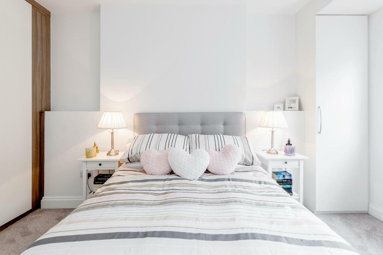 2-bed Notting Hill / Portobello * London
