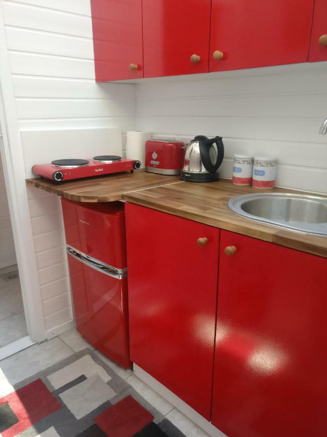 Apartment Private Extension With Bathroom And Kitchen