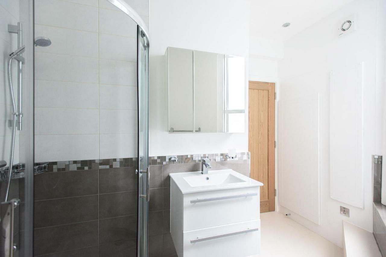 The Mayfair Parade - Trendy 1bdr Appartement Londen