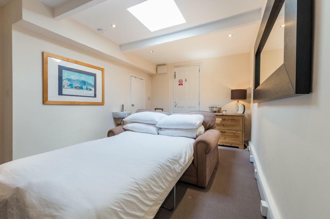 The Stables, To The Rear Of 133 Lordship Lane Apartment London