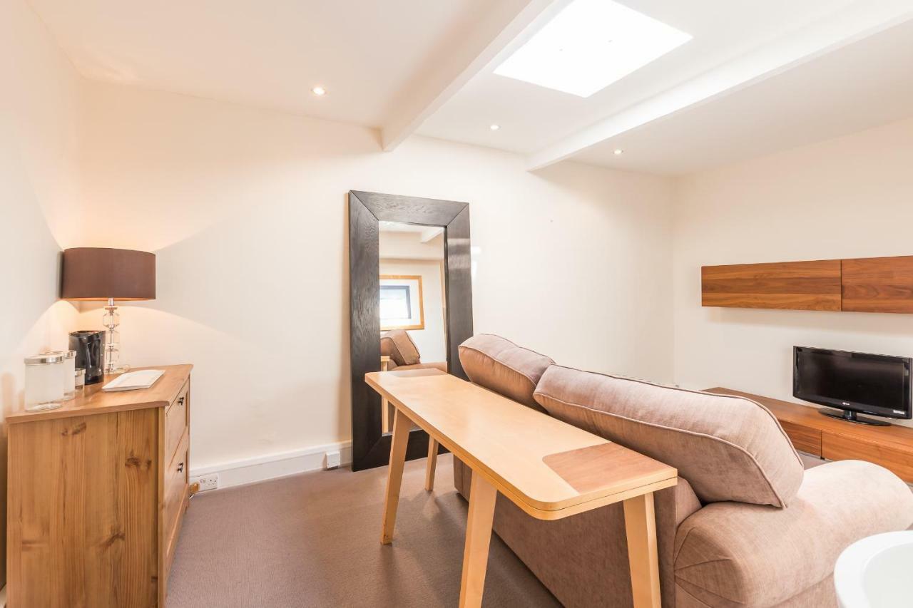 Apartment The Stables, To The Rear Of 133 Lordship Lane London