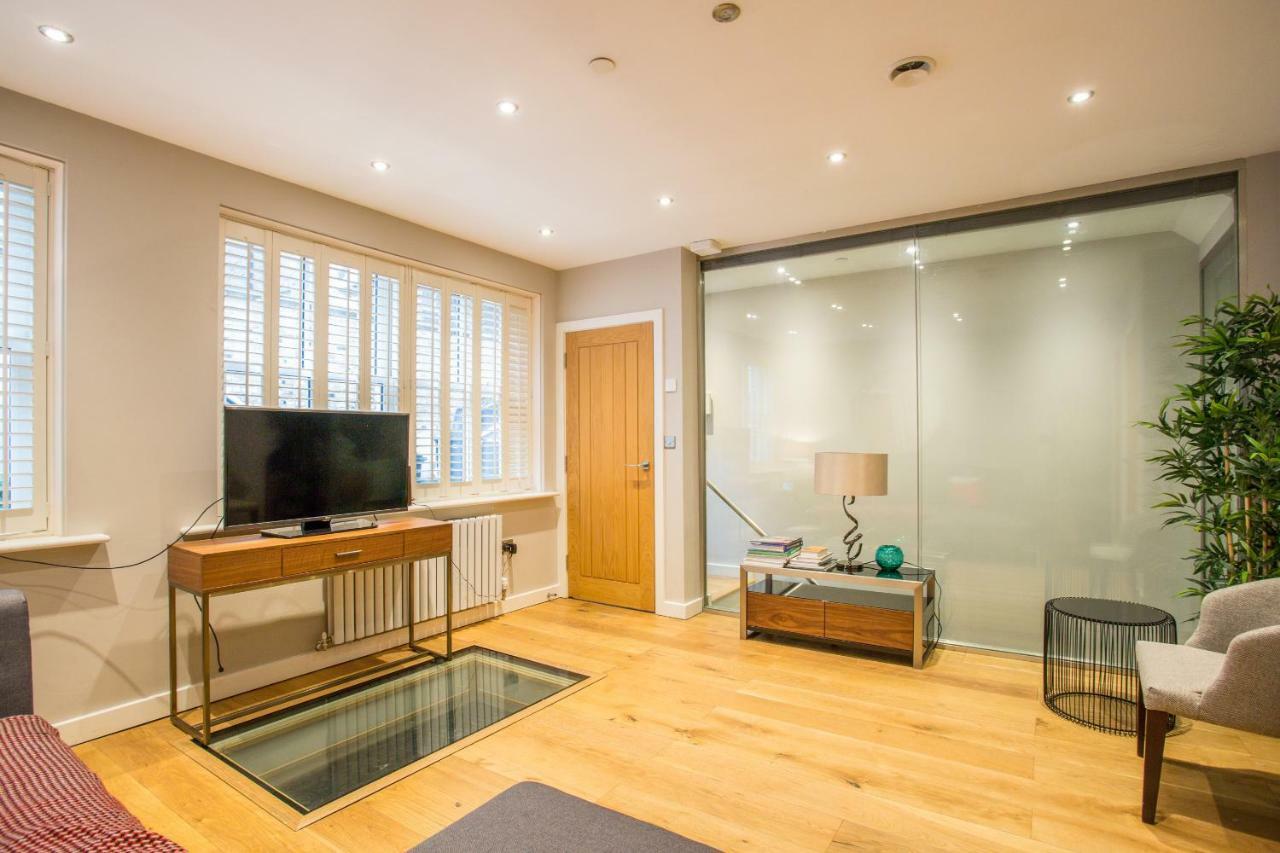 The Escalier Mews - Bright 3bdr Appartement Londen