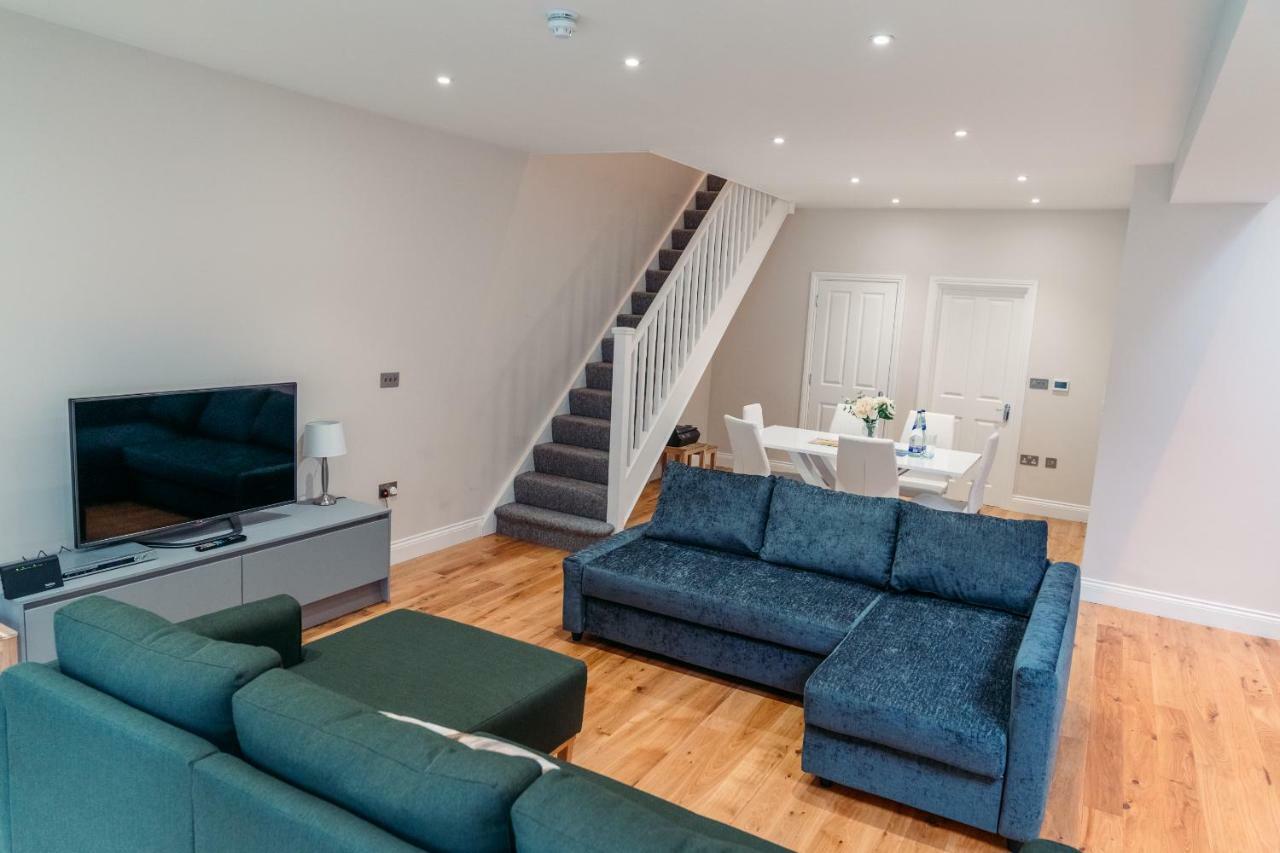 Flat 2, Cromwell Road 3 Bedroom Apartment London