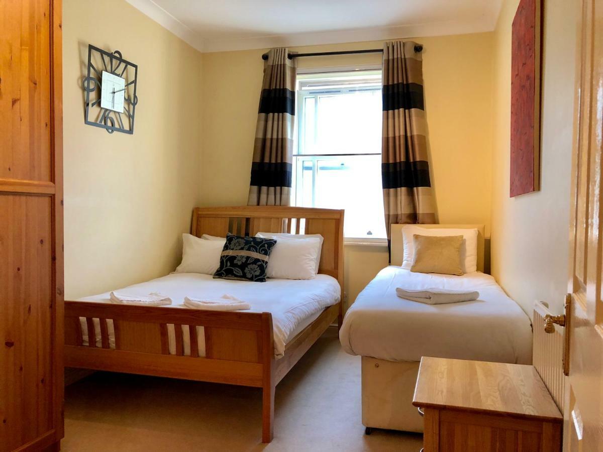 Apartment Next To Victoria Station London