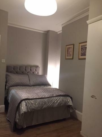 Appartement Perfect 2 Bedroom Flat Shepherds Bush W12 Londen