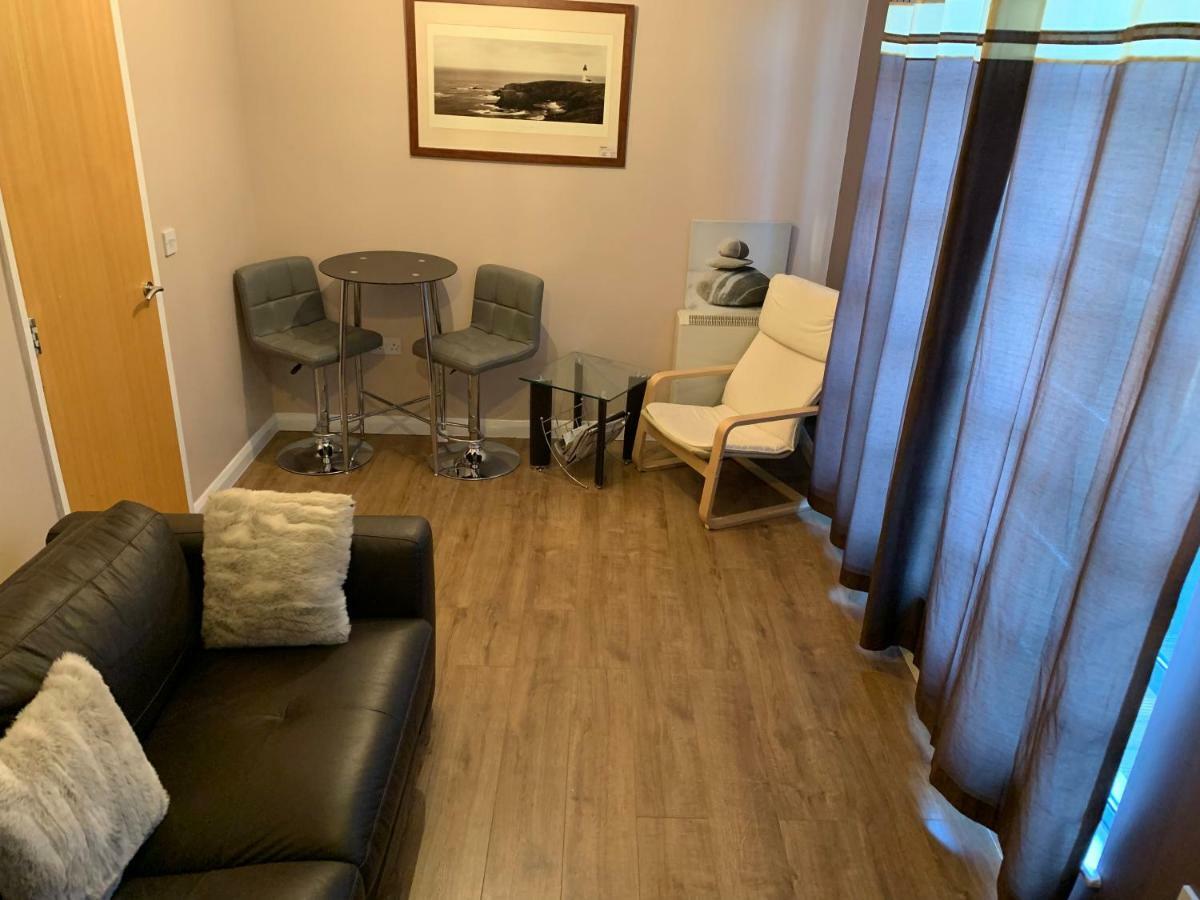 Charlesmere Gardems Apartment London