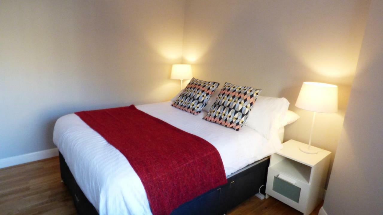 Trendy 2 Bedroom In Vibrant Shoreditch, Zone 1 Free Wifi - Sleeps 4+2 * London