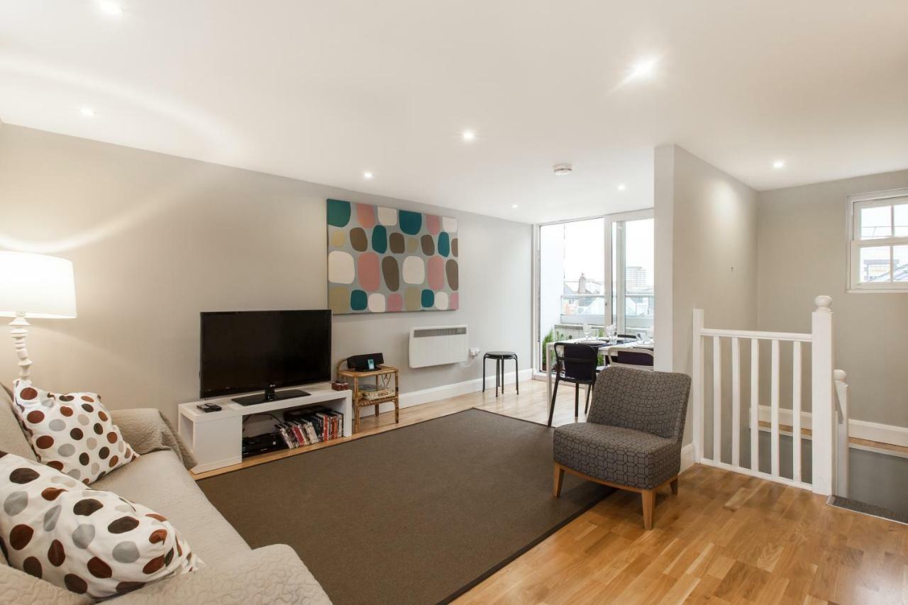 Trendy 2 Bedroom In Vibrant Shoreditch, Zone 1 Free Wifi - Sleeps 4+2 Apartment London