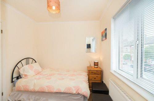 Tdm Bachelot Lettings Ltd Gasthuis Londen