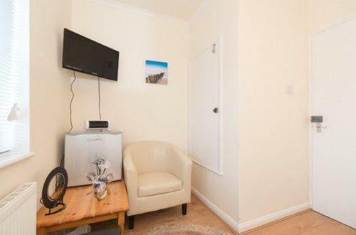Tdm Bachelot Lettings Ltd Gasthuis Londen